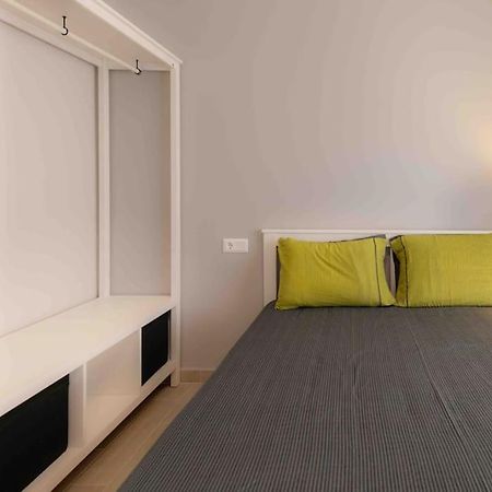 Luxury Cozy Appartment In The City Center Rhodes City Exteriör bild